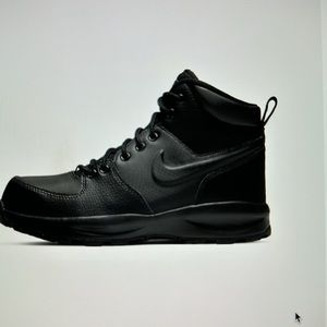 Nike Manoa LTR

Big Kids' Boots

Size W 6.5 / 5Y

Style BQ5372-001